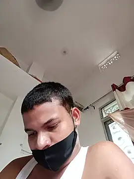 Rashi__75 webcam