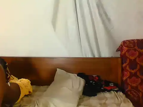 Goldy_petite webcam