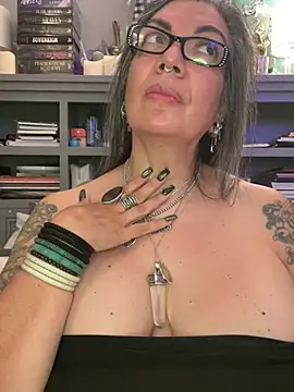 dieseldame1313 webcam
