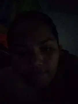 MiaBloom0 webcam