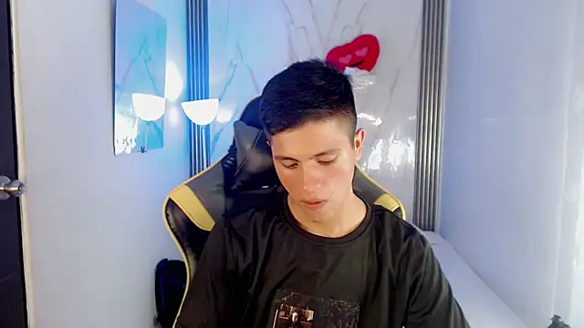 ascii_one (M twink) - SHOW CUMMM EXPLOSIVE