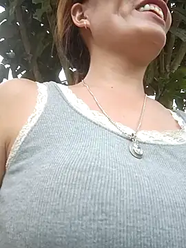 nangmo live cam on StripChat