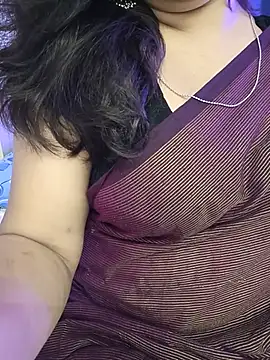 noty_girl2 (F milf) - Boobs oiling