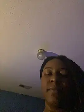 GirthGoddessCoco webcam