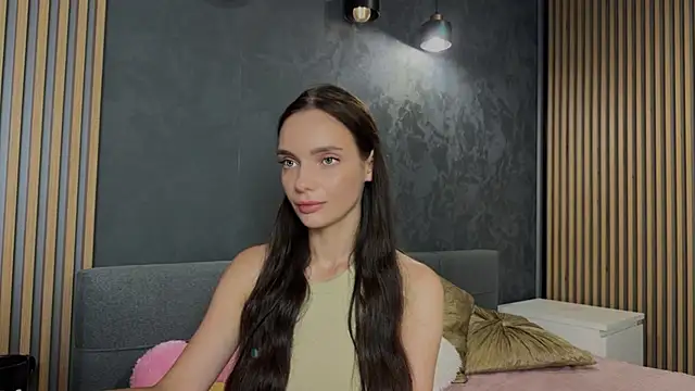 litlle_angelll webcam