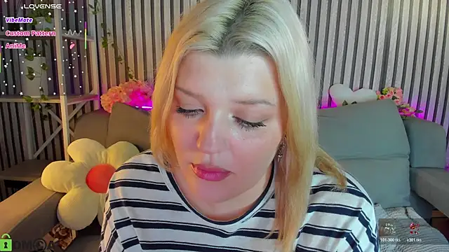 Michele_Greenn webcam