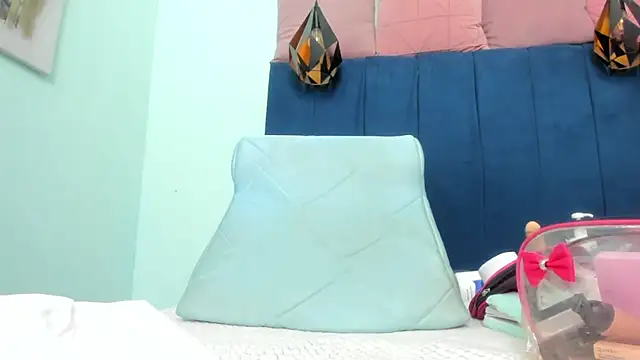 Adrianasex_69x webcam