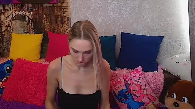 Gina_Gina_love webcam