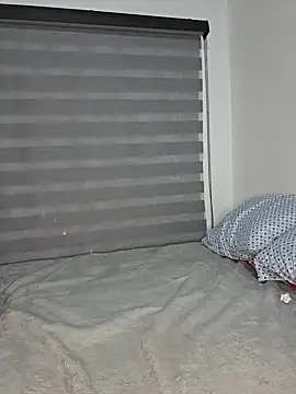 Eva_Rousses webcam