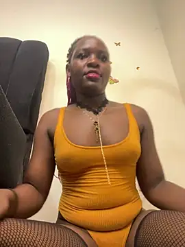 GoldenZuri webcam