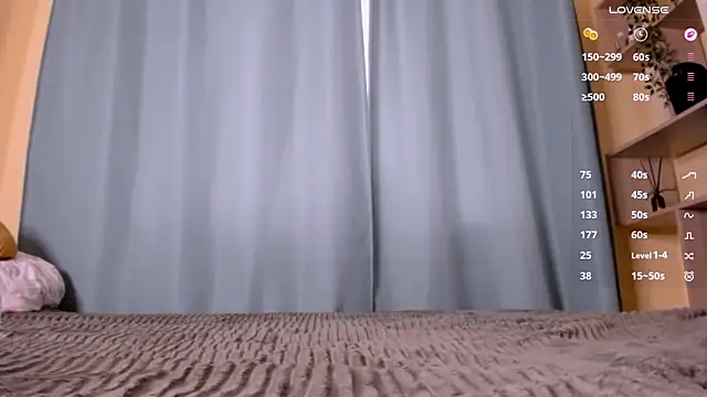 LilMonyy webcam