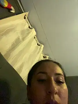 luna_asss webcam