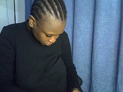 Ebony_caramell webcam