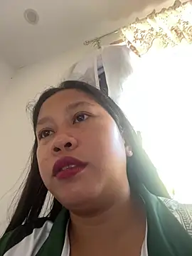 Pilipinalyn23 webcam
