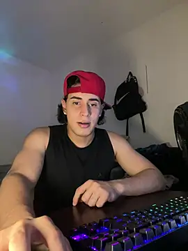 Maximuz1920 webcam
