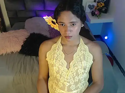 Valentine_Rose webcam