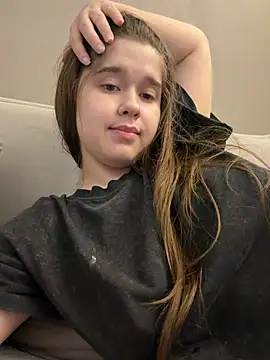 HornyGirlH webcam