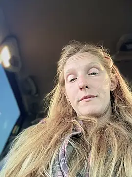 GoldenFlameGoddess webcam