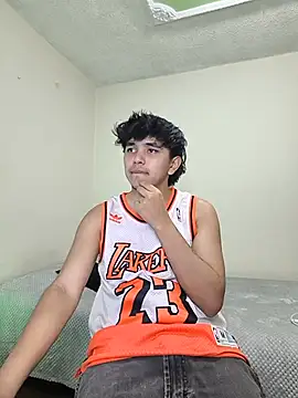 thiago_wc - Thiago_Wc's free webcam - UK Sex Cams