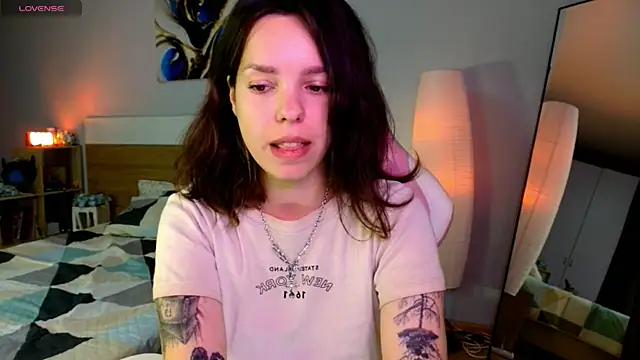 Maya_Campbell webcam