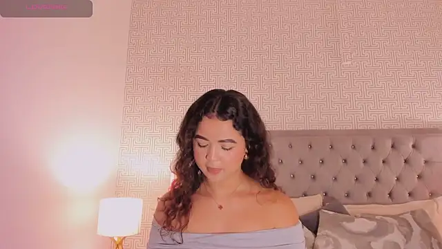 Evaa_Lunna_