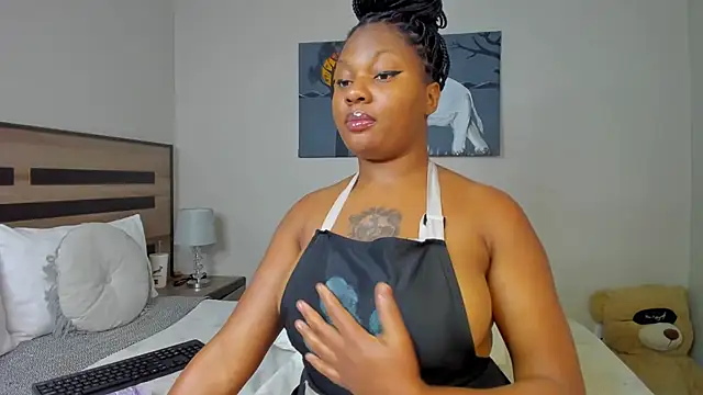 Renee-18 webcam