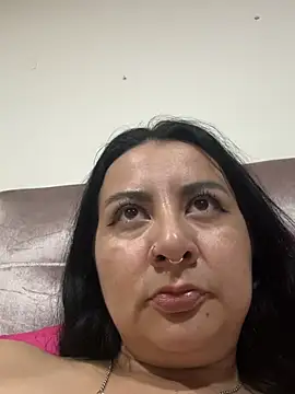 Abril_Luv webcam