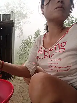 Linda-yiyi webcam