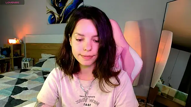 Maya_Campbell webcam