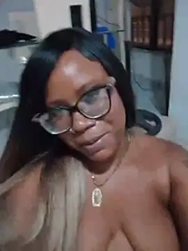 EmmilyRosee webcam
