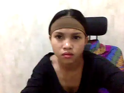 Urasianfantasy19 live cam on StripChat