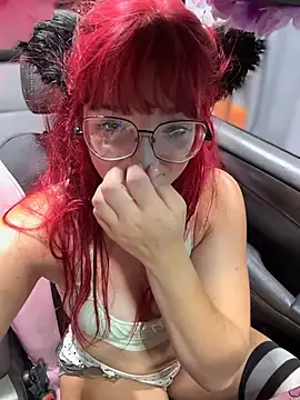 urpuppymoon webcam