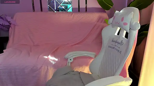 CutieChloee webcam