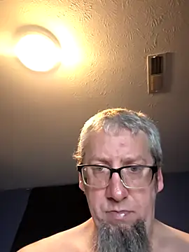 sneakyzekey420 webcam