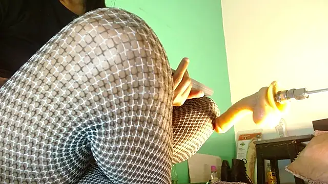 avaleri_cherry webcam