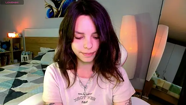 Maya_Campbell webcam