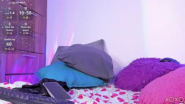 _urcutekitty live cam on StripChat