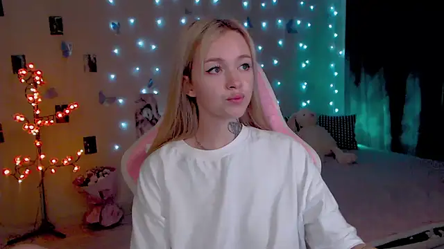 Naughty_Mable live cam on StripChat