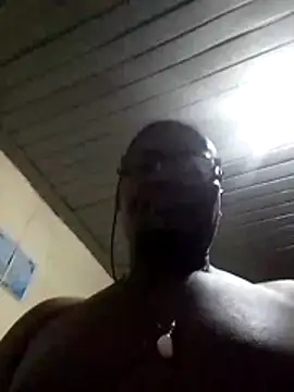mineirinho45 live cam on StripChat