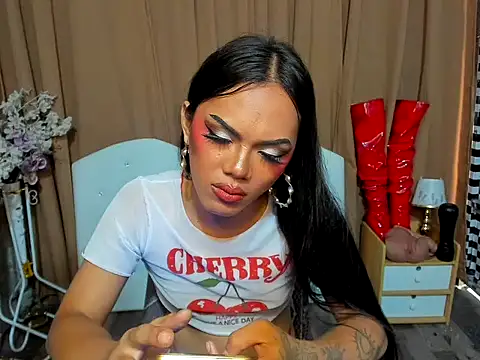 ts_ShaShaGREY18 webcam
