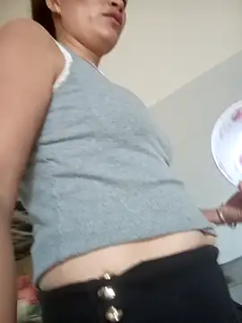 nangmo live cam on StripChat
