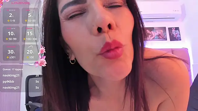 Samantha_Claus1
