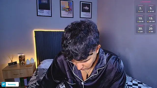 Leo_Savage_ live cam on StripChat