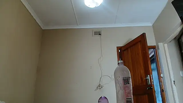 KinkyJXxX webcam