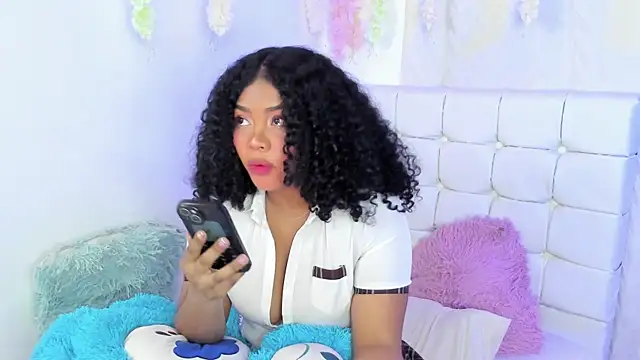Angel_Belll webcam