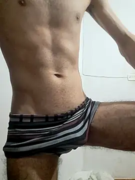 Evansx7 live cam on StripChat