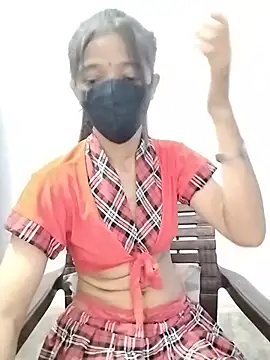 Cute-Naavya live webcam show