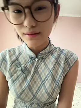yanzi520 live webcam show