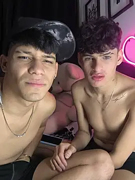 Boys_Eyes live webcam show