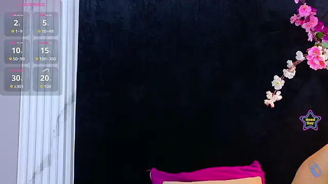 rouxinferno_cr live cam on StripChat
